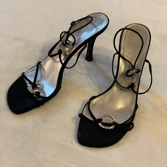 Stuart Weitzman Black Strappy Sandal w/Silver Rhinestone Circle Emblems Sz 10! - Picture 2 of 12